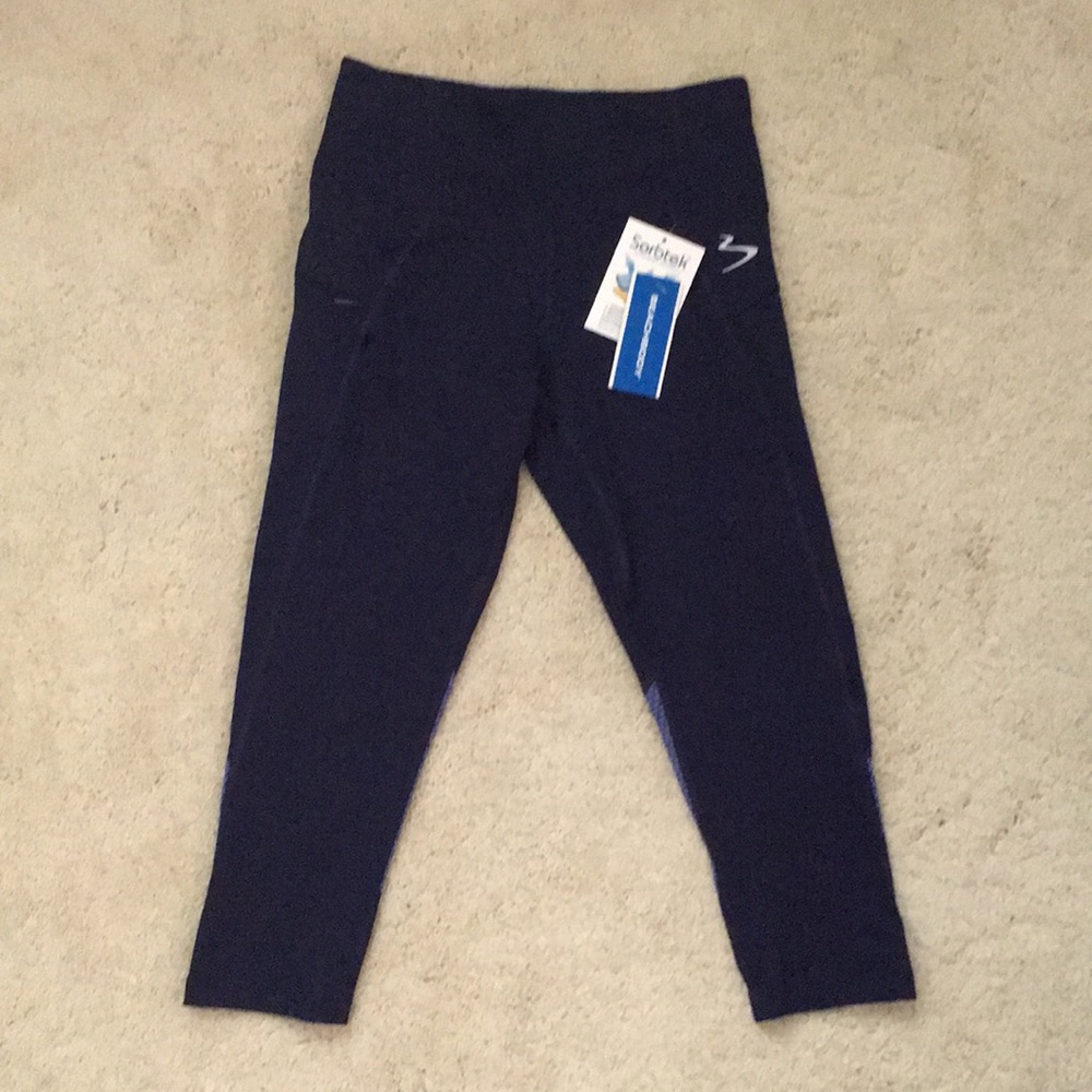 Brand new Beachbody capri with zipper pocket